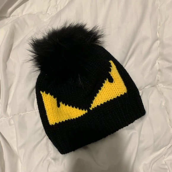 Monster Beanie with Raccoon Fur Pom Pom - Picture 2 of 3